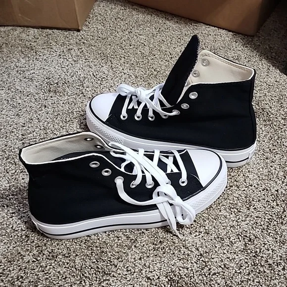 Converse Black Platform Sneakers - Picture 3 of 6